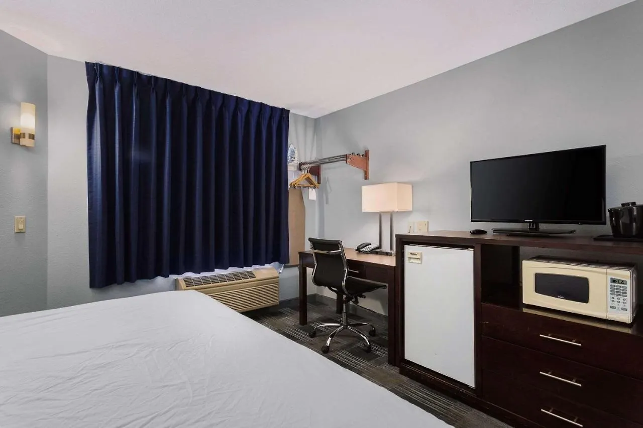 Days Inn By Wyndham Portland East Hotel